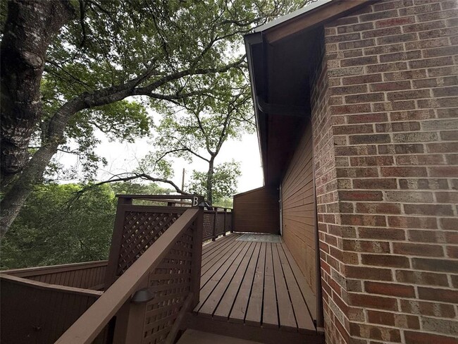 Building Photo - 1709 Wild Basin Ledge