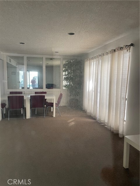 Building Photo - 225 N Rose St