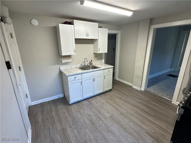 Building Photo - 45 E Prospect St