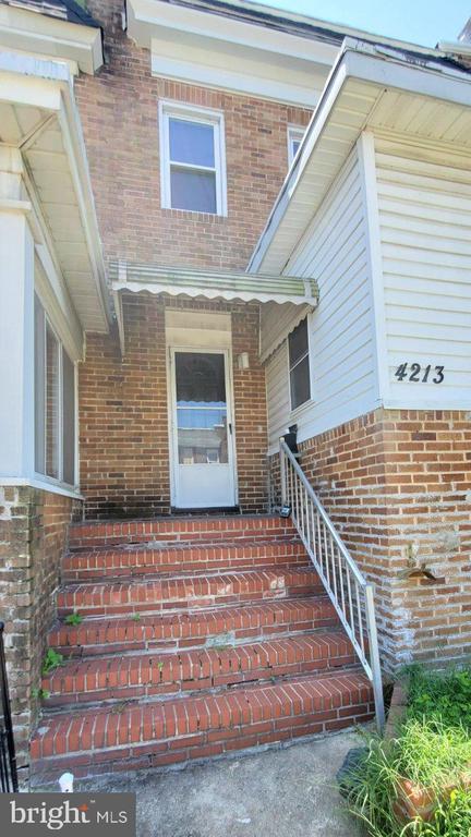 Building Photo - 4213 Berger Ave