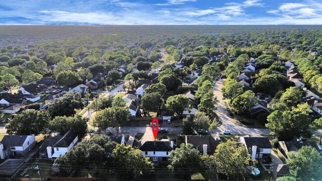 Building Photo - 8723 Rocky Valley Dr