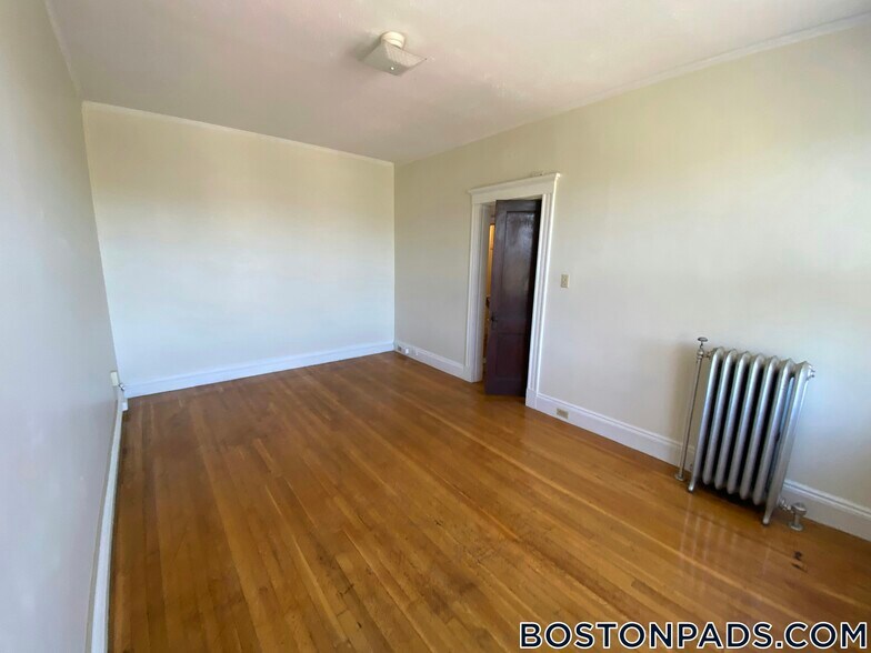 Building Photo - 17-19 Washington St.