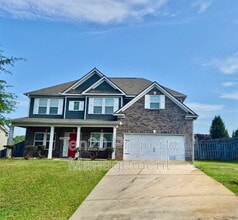 Building Photo - 5037 Lexington Ln