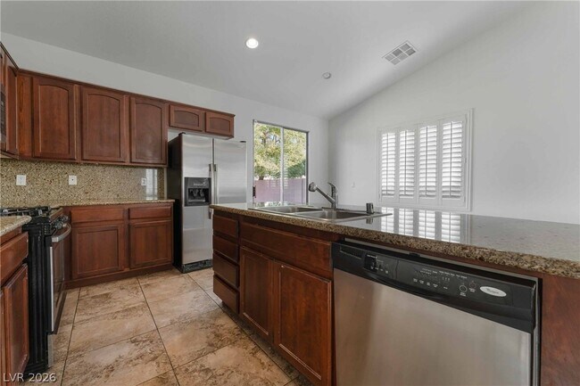 Building Photo - 3828 Kilgores Rocks Ave