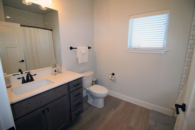 Building Photo - 2655 S Muirfield Pl