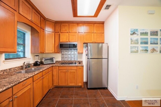 Building Photo - 3495 Boca Chica Blvd