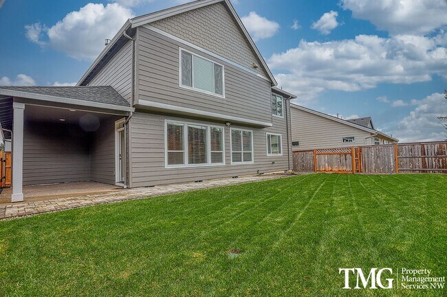 Building Photo - 1607 NE 37th Ave