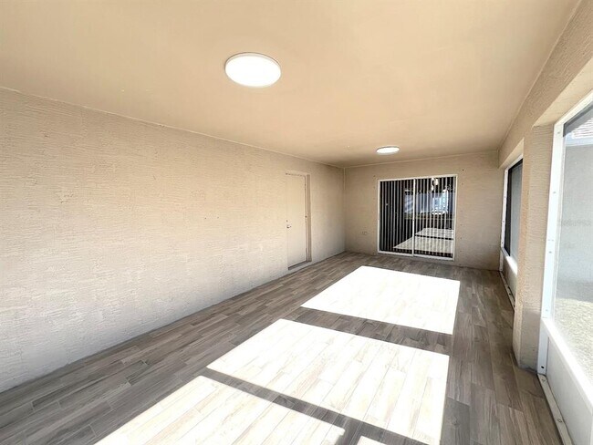 Building Photo - 48 Pennsylvania Ln