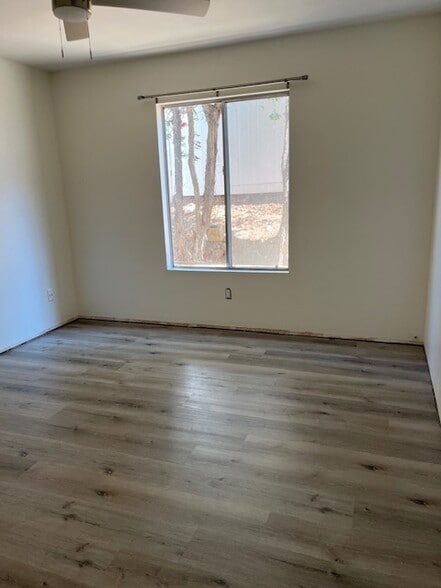 Building Photo - 6165 Del Paso Ave