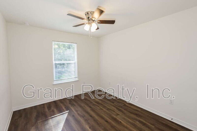 Building Photo - 6801 Whitney Polk Ct