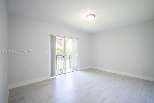 Building Photo - 465 NE 59th St