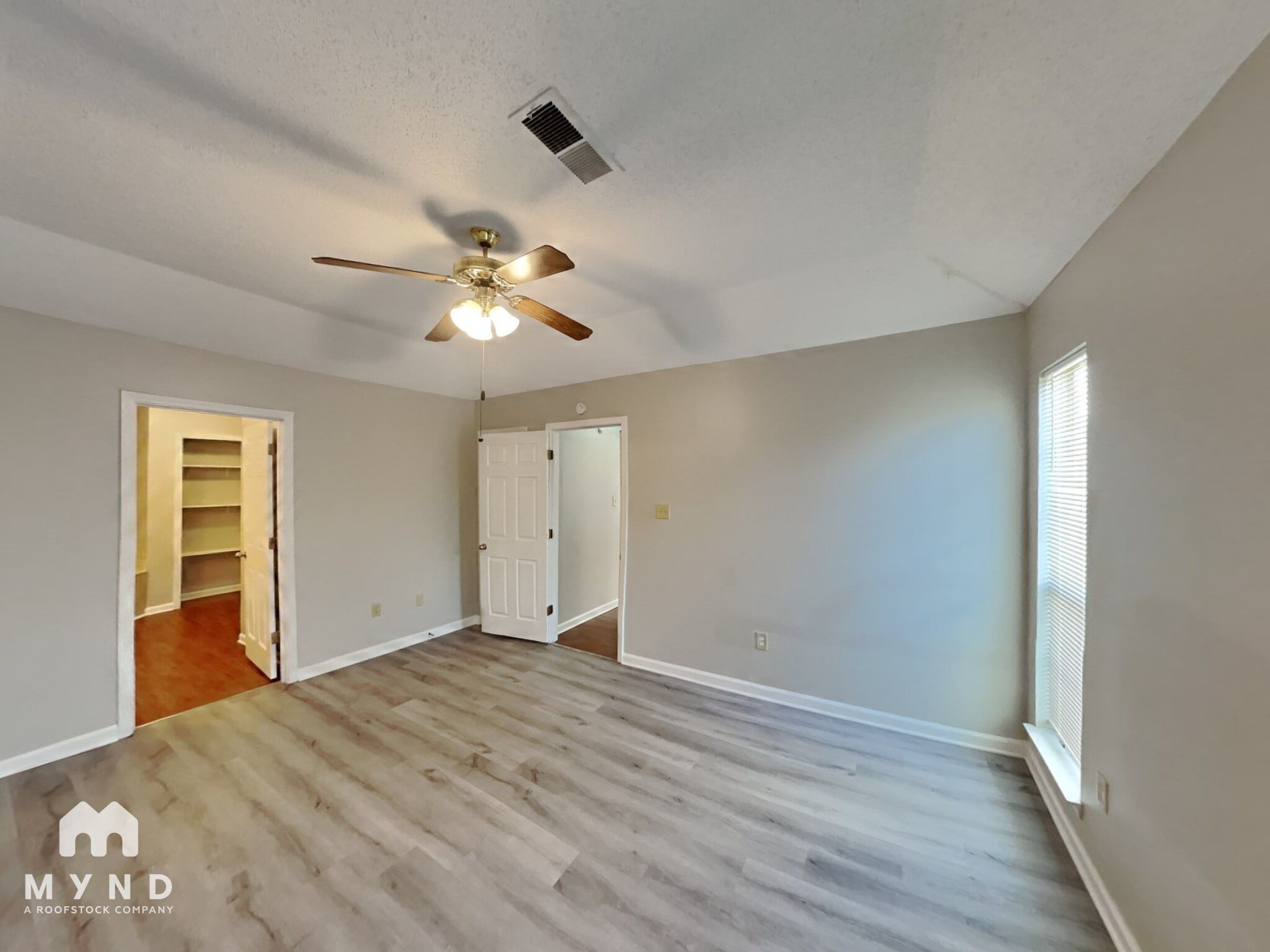 Building Photo - 7153 Kimlee Cove