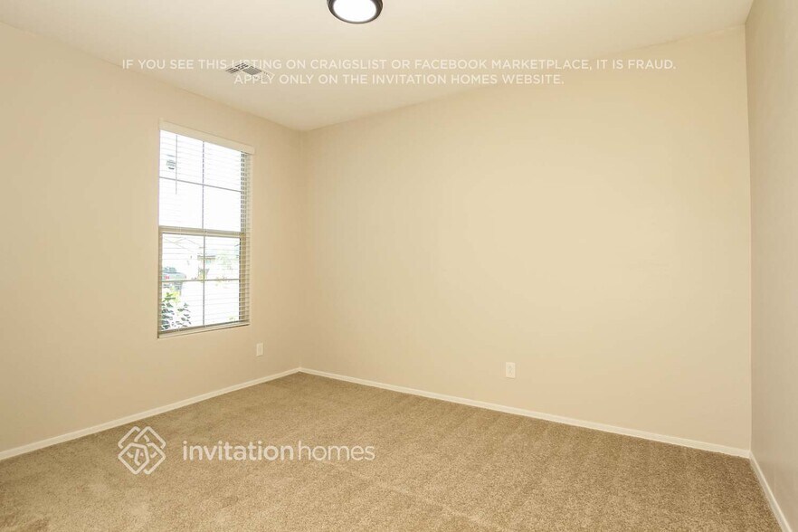 Building Photo - 17581 W Via De Luna Dr