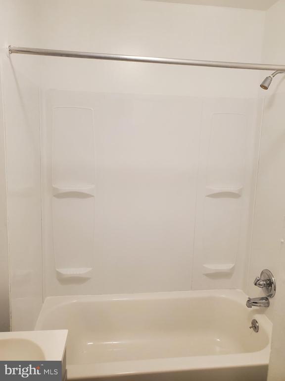 Building Photo - 2026 Mt Royal Terrace