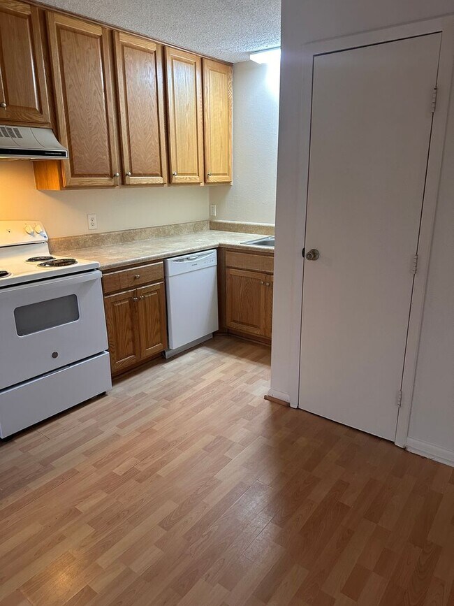 Interior Photo - MER-Teresa Village Apartments