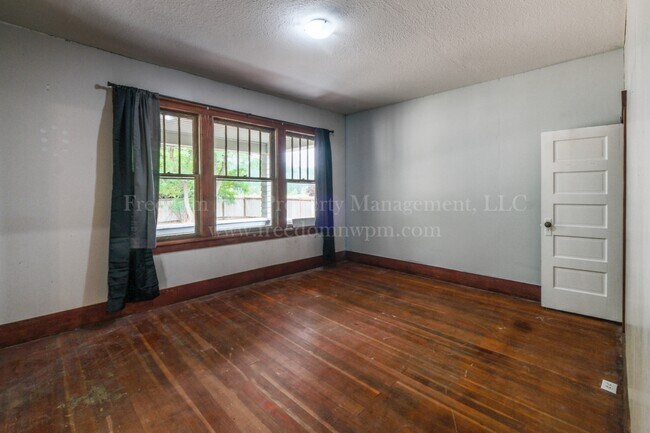 Building Photo - 6045 Skookumchuck Rd SE