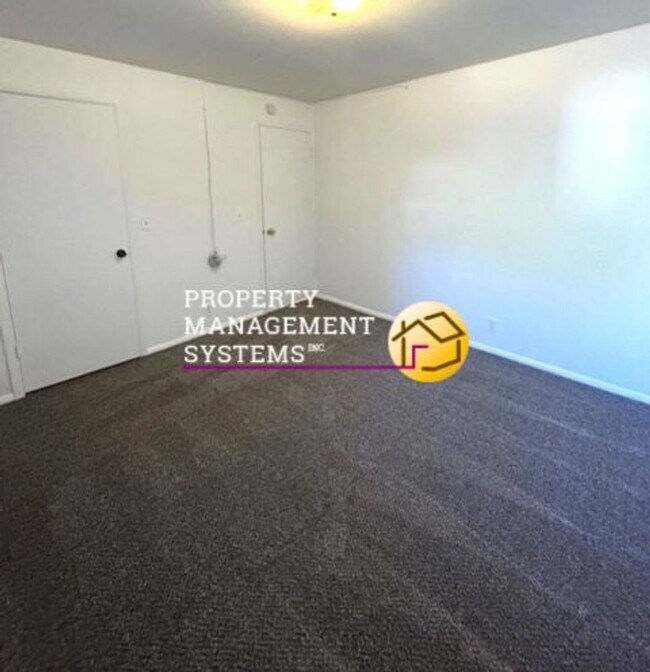 Building Photo - 2 Bedroom Sugarhouse Condo