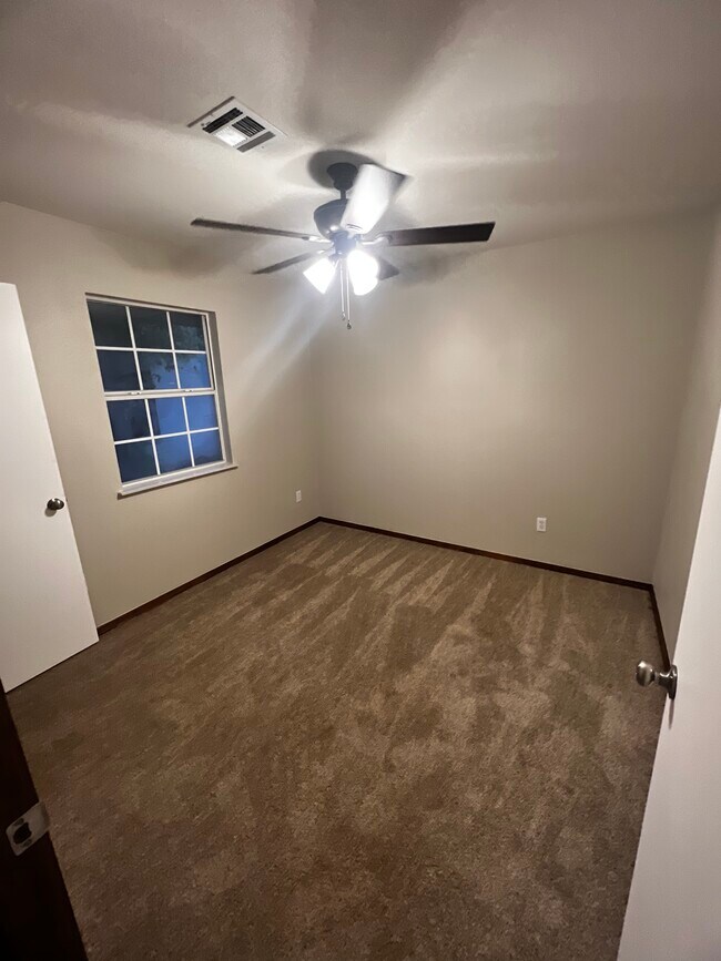 2nd bedroom - 505 5th St