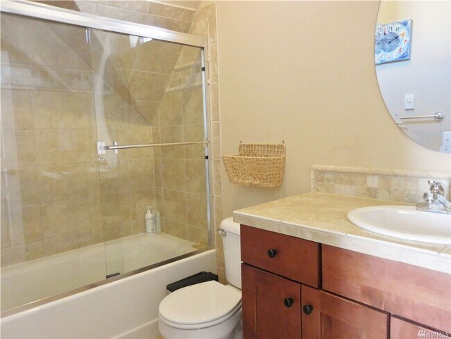 Building Photo - 3Bd/2.5Ba Seattle Townhome