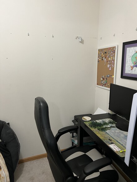 Building Photo - 652 Cobblestone Way