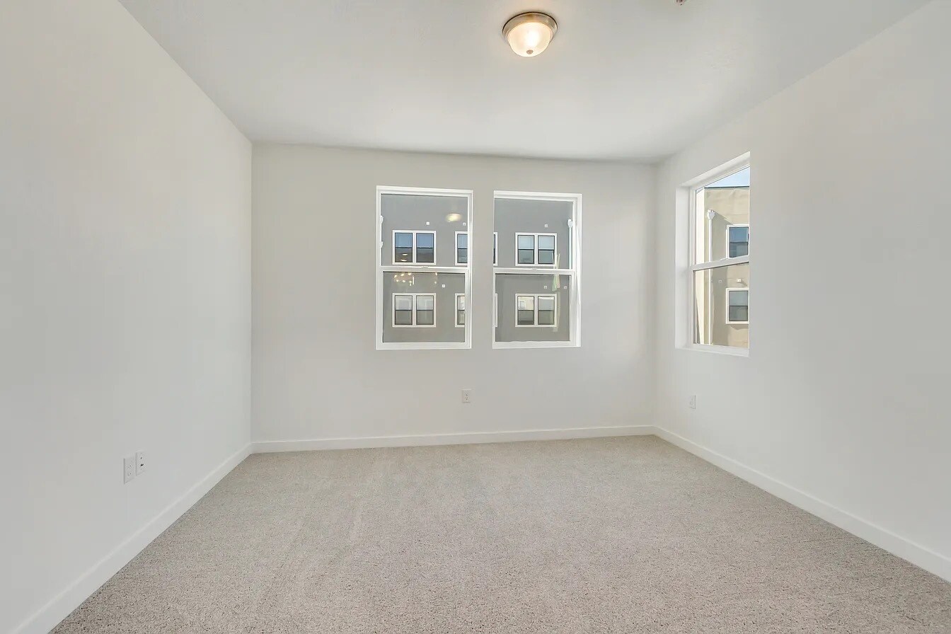 Guest Bedroom - 8355 S Sky Mirror Ln