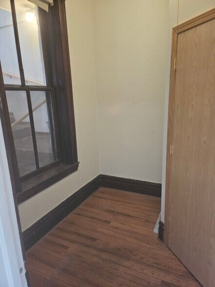 Pantry - 2974 S Loomis St