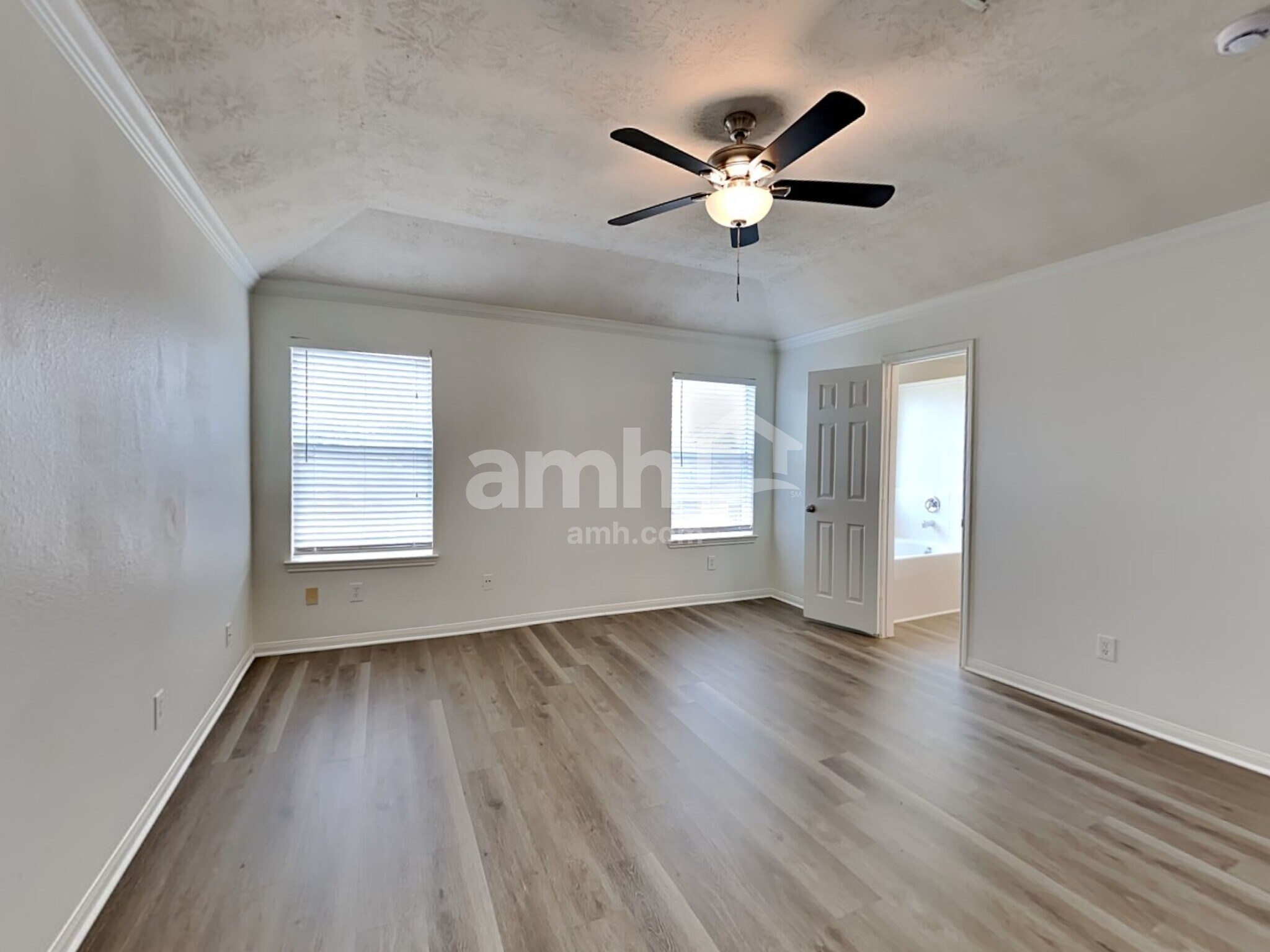Building Photo - 1018 Redcrest Springs Ct