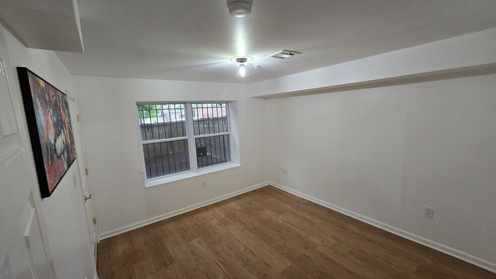 Building Photo - 33-35 Pierce Street, 1L