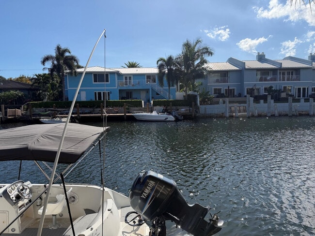 Building Photo - 4502 N Federal Hwy