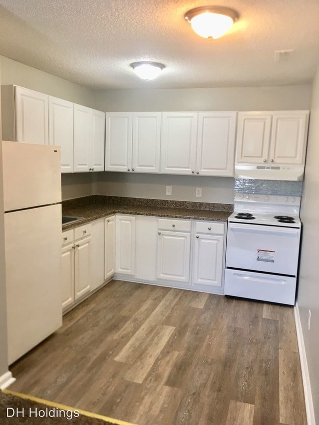 Building Photo - 4100 Sail Ct