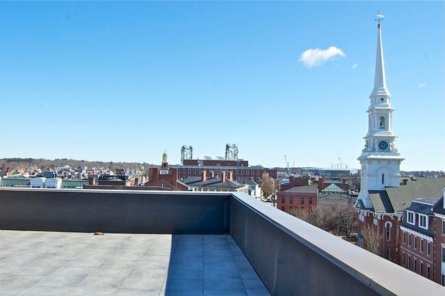 Building Photo - 55 Congress Street
