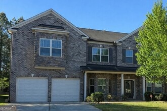 Building Photo - 3818 Lake Haven Way