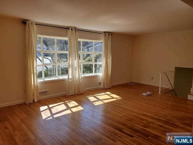 Building Photo - 27 Ridge Rd