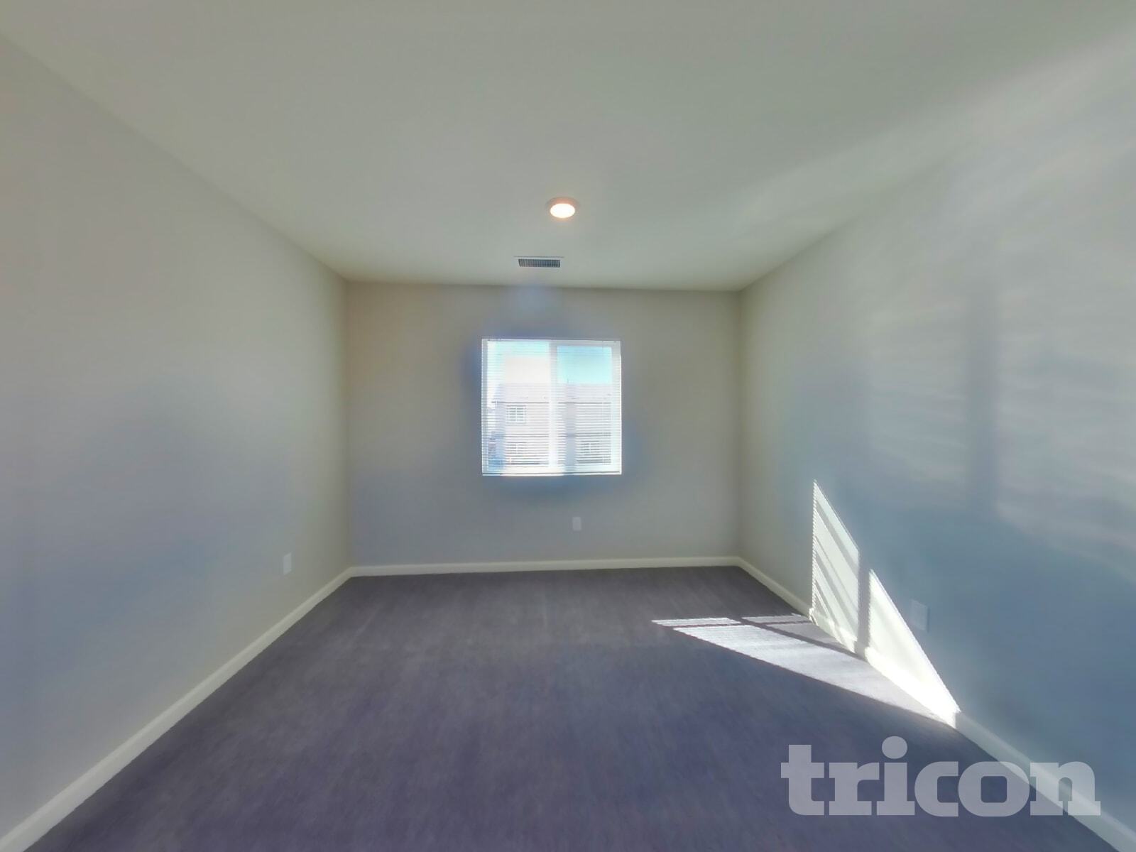 Building Photo - 8948 Elk Ravine Dr