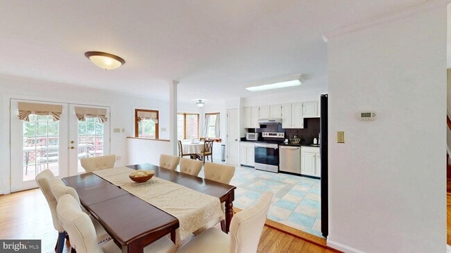 Building Photo - 10200 McKean Ct
