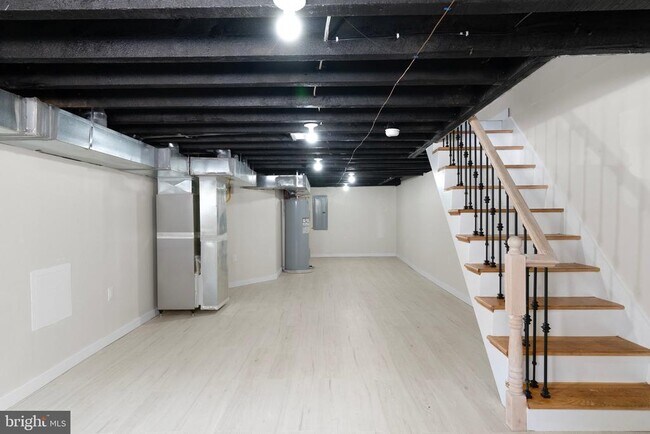 Building Photo - 1626 S 24th St