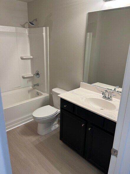 Building Photo - 897 Whittington Pky SW