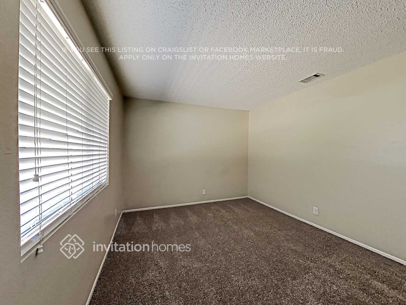 Building Photo - 9702 Forest Ave