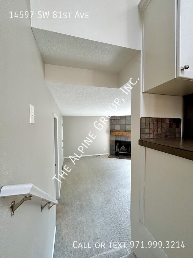 Building Photo - 14597 SW 81st Ave