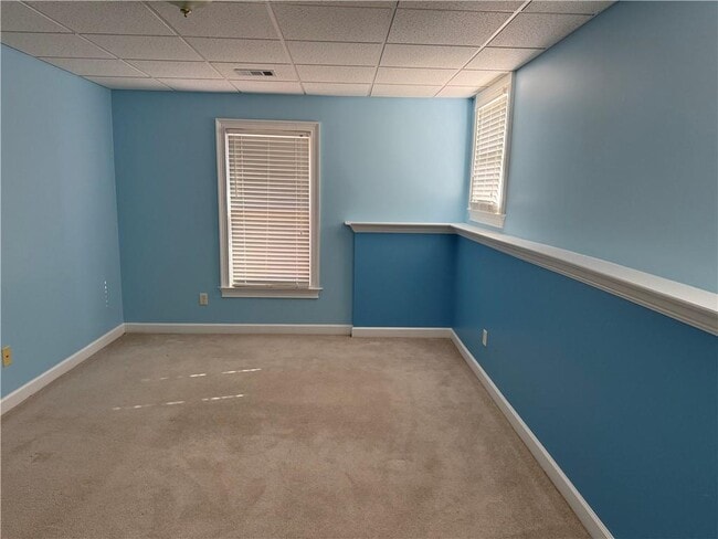 Building Photo - 1120 Lewis Ridge Cir