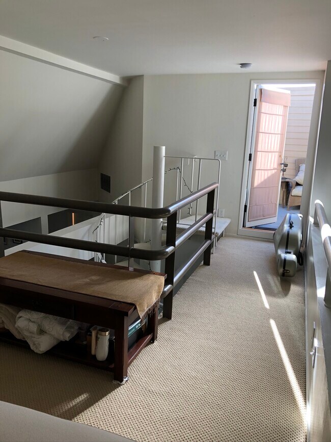 Loft area leading out to sundeck - 1808 Manning Ave