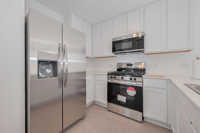 Building Photo - 26751 Prairie Smoke Ln