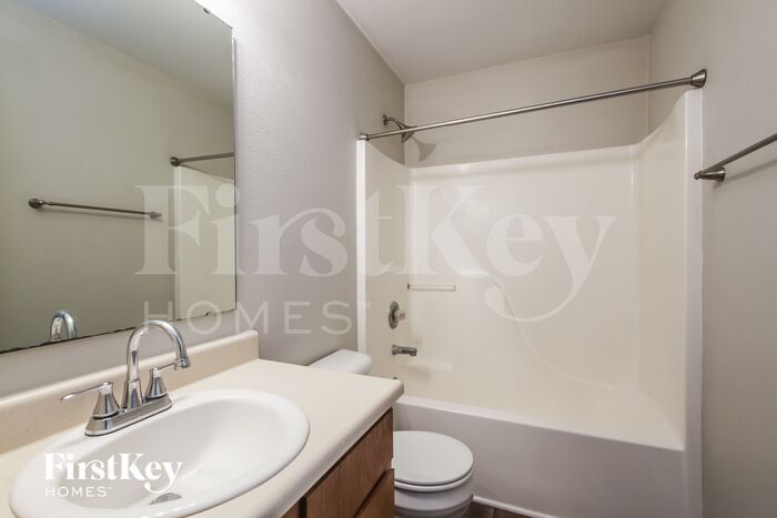 Building Photo - 13731 Ayrshire Cir