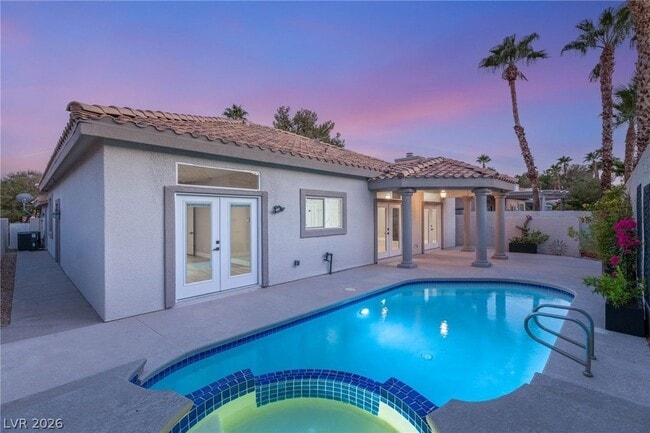Building Photo - 1605 Shadow Rock Dr