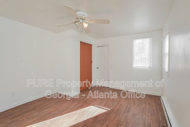 Building Photo - 312 Walton Wy