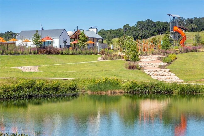Building Photo - 161 Fluttermill Loop
