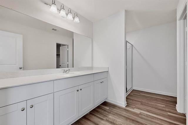 Building Photo - 225 Savannah Wy