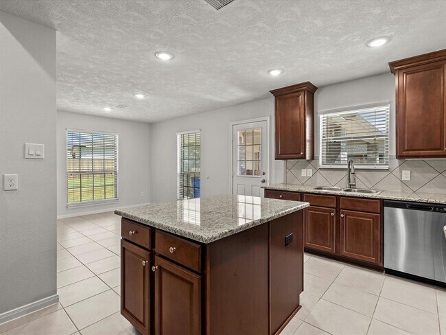 Building Photo - 3320 Pedregal Rd