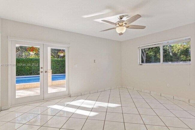 Building Photo - 8365 SW 131st St