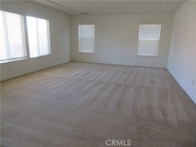 Building Photo - 14336 Saline Dr